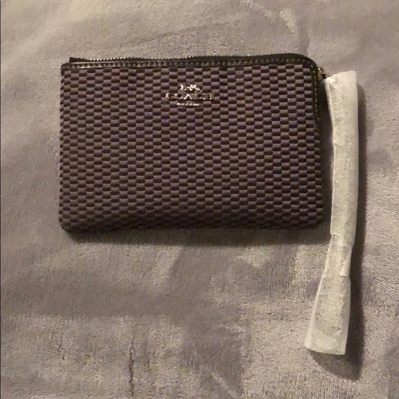 Coach Wristlet - Picture 1 of 5